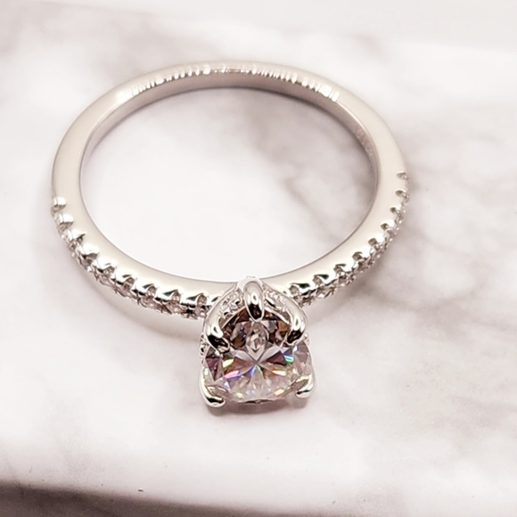 1 carat Pear Shaped Moissanite Band - Picture 9 of 9